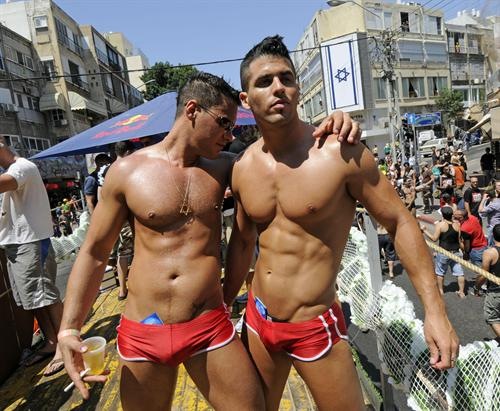 [gay pride israel[6].jpg]